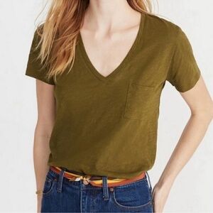 MADEWELL Women’s Olive green v-neck short pocket sleeve shirt cotton Large
